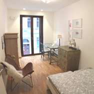 kleines Schlaf- und Arbeitszimmer
